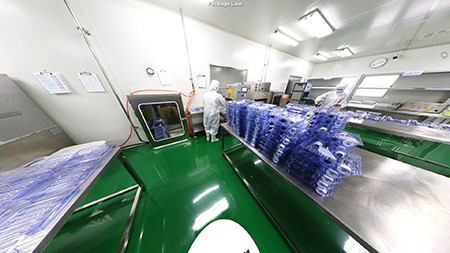 8-Packing room 8-Packing room